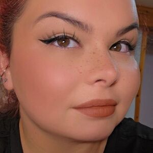 Meet your Posher, Alanna